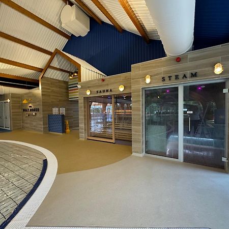 The Boat House, Hot Tub Lodge South Cerney Extérieur photo