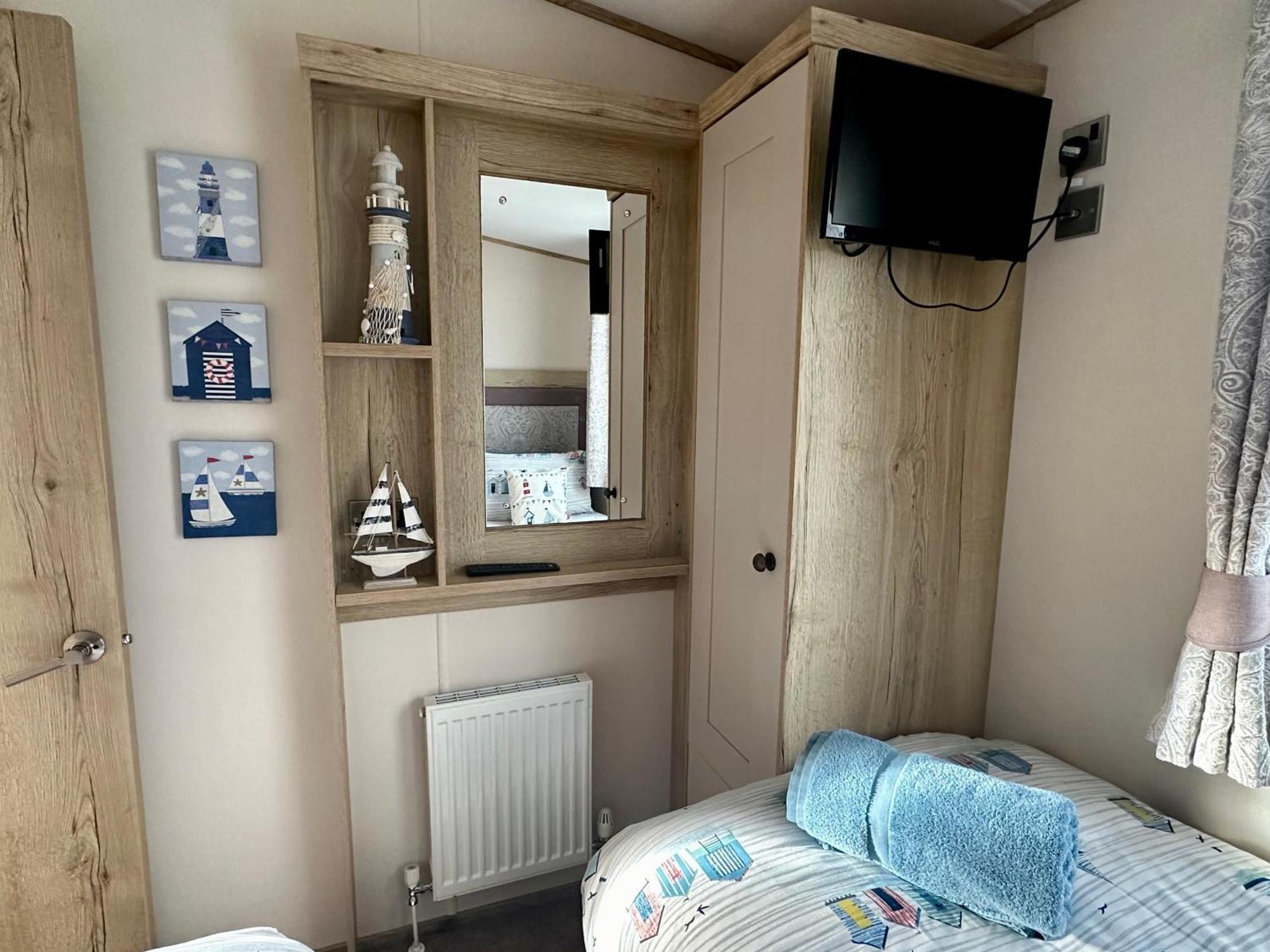 The Boat House, Hot Tub Lodge South Cerney Extérieur photo