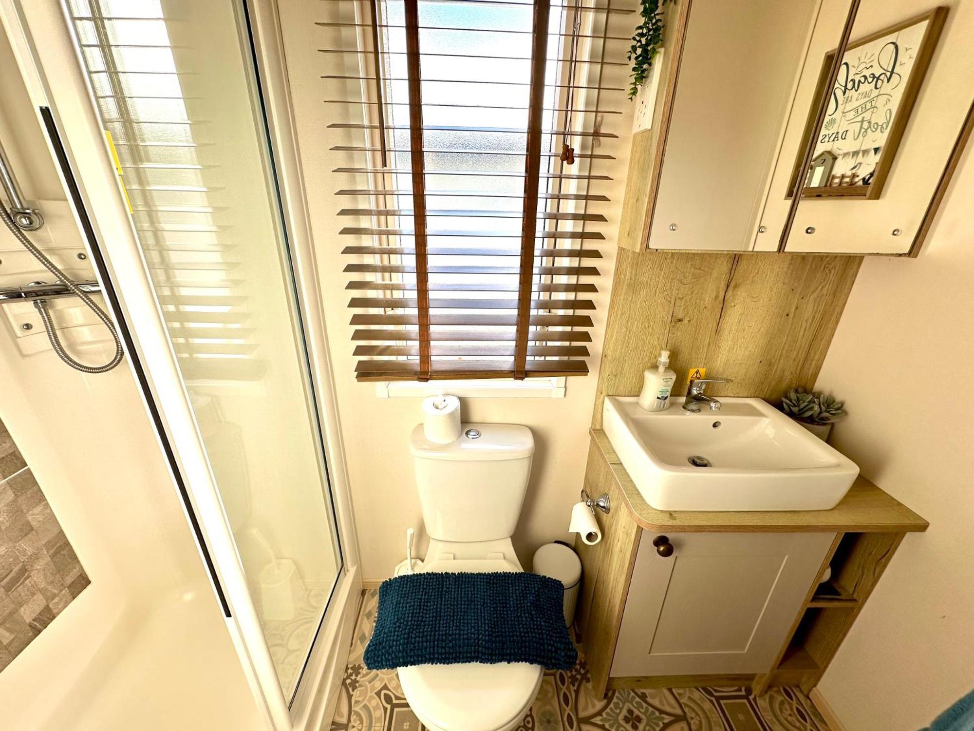 The Boat House, Hot Tub Lodge South Cerney Extérieur photo