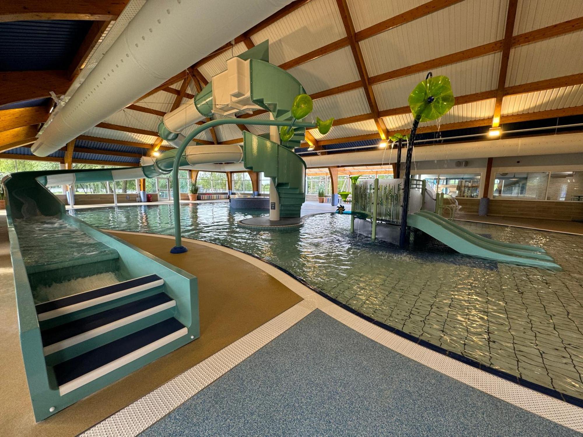 The Boat House, Hot Tub Lodge South Cerney Extérieur photo